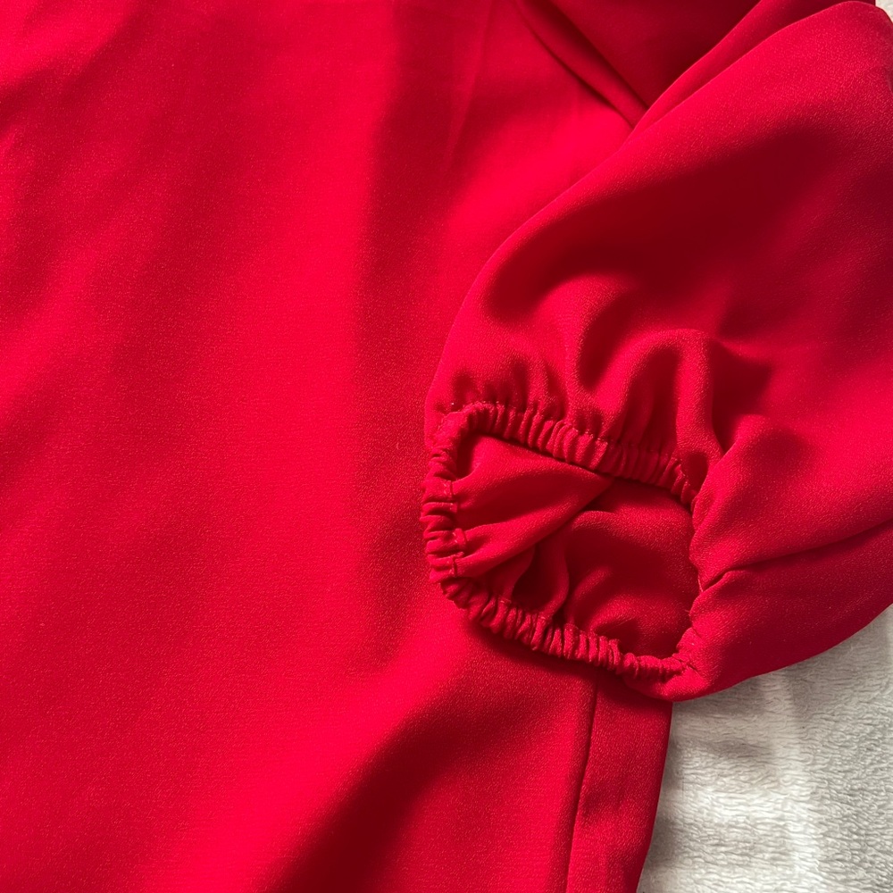 Red Open Shoulder blouse Size Small - Picture 6 of 10